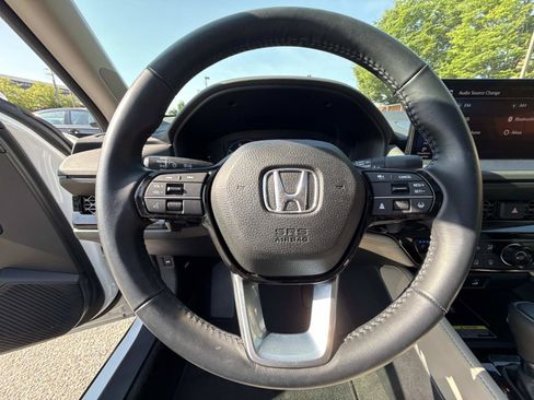 Certified 2024 Honda Accord Touring image 9