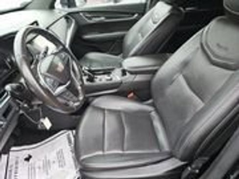 Used 2020 Cadillac XT5 Premium Luxury image 15