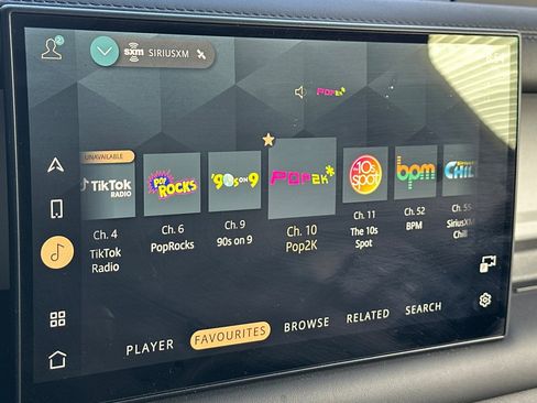 Used 2025 Land Rover Defender 130 S image 20