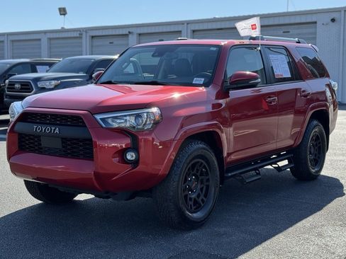 Used 2022 Toyota 4Runner SR5 Premium image 6