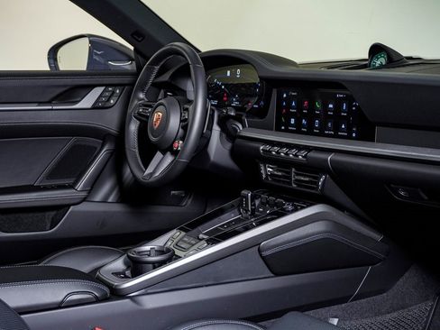 Certified 2025 Porsche 911 Carrera image 14