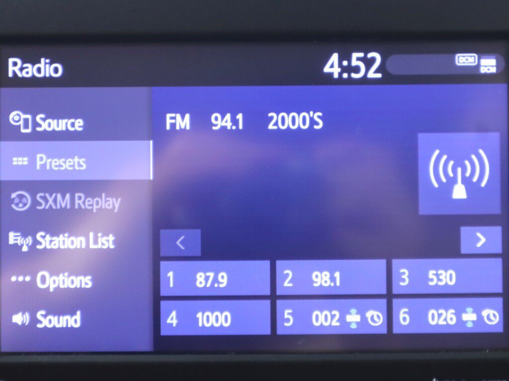 Used 2021 Toyota RAV4 LE FWD image 16