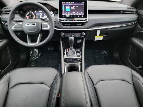 New 2026 Jeep Compass Limited image 25