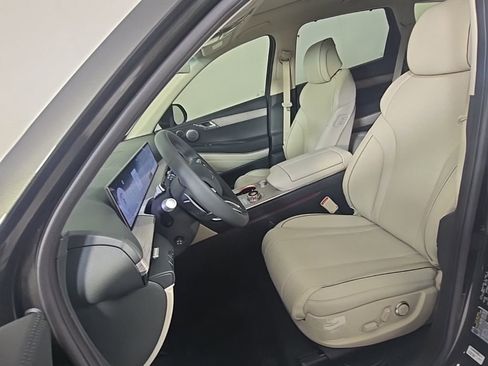 New 2026 Genesis GV80 2.5T Advanced AWD/4WD image 16