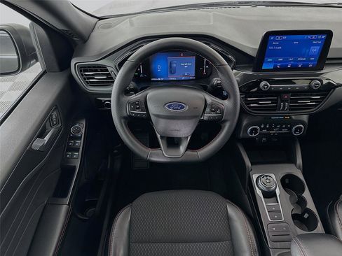 Used 2025 Ford Escape ST-Line image 21