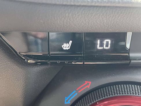 Used 2025 Chevrolet Blazer RS FWD image 20