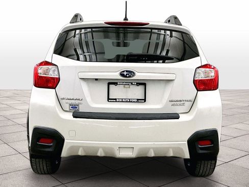 Used 2017 Subaru Crosstrek 2.0i Premium image 4