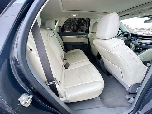 Used 2023 Cadillac XT5 Premium Luxury FWD image 31