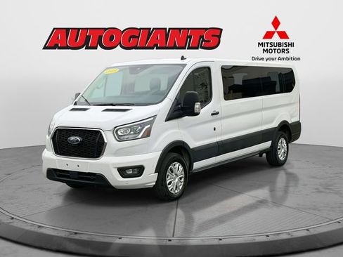 Used 2023 Ford Transit 350 XLT image 5