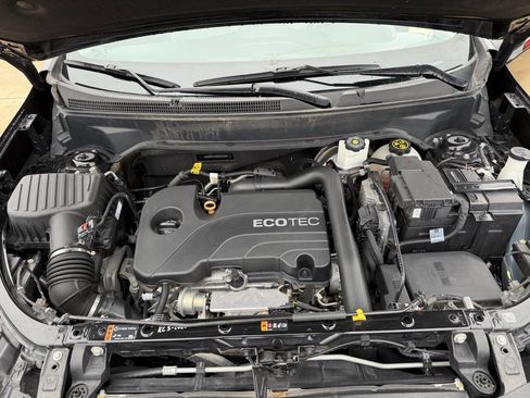 Used 2019 Chevrolet Equinox LT image 15