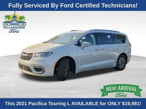 Used 2021 Chrysler Pacifica Touring-L w/ Uconnect Theater Family Group image 1