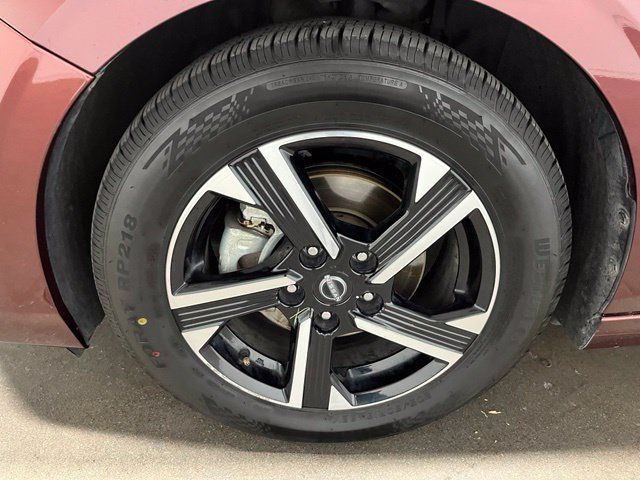 Used 2025 Nissan Sentra SV FWD image 28
