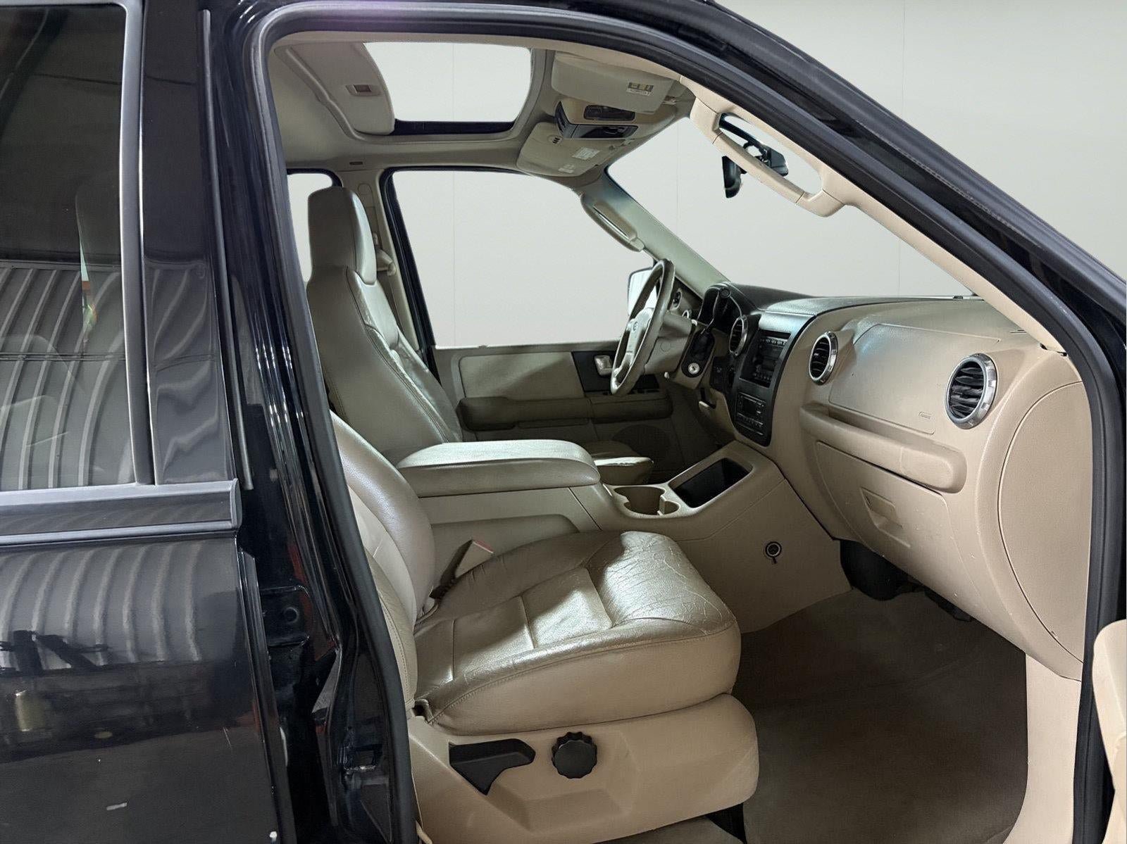 Used 2003 Ford Expedition Eddie Bauer AWD/4WD image 19