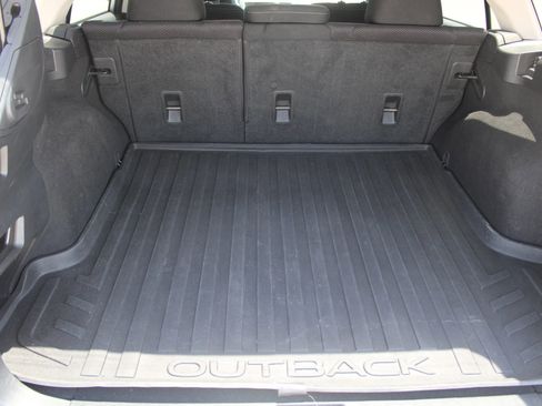 Used 2016 Subaru Outback 2.5i Premium AWD/4WD image 33