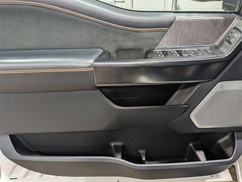 Used 2023 Ford F250 Platinum w/ FX4 Off-Road Package image 15