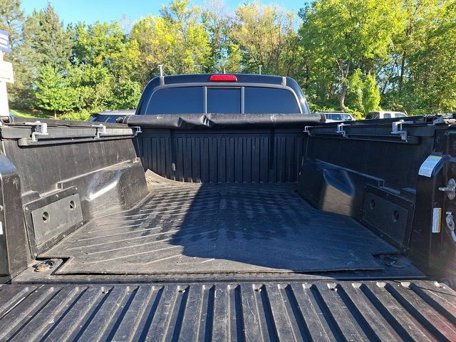 Used 2016 Toyota Tacoma SR5 w/ SR5 Appearance Package (DM) AWD/4WD image 34