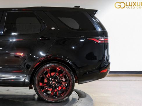 Used 2023 Land Rover Discovery S R-Dynamic image 15