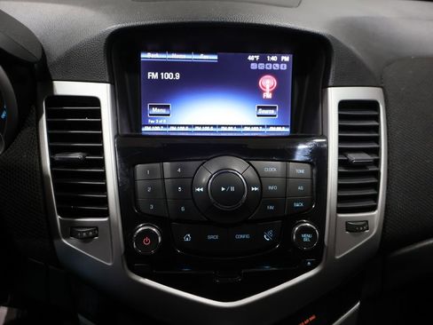 Used 2016 Chevrolet Cruze Eco image 23