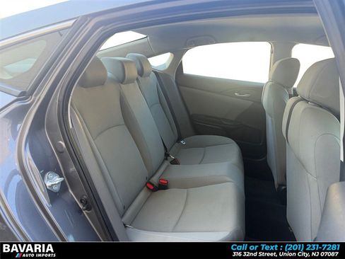 Used 2021 Honda Civic LX image 16