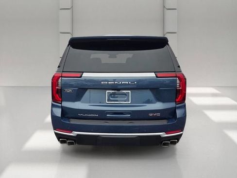New 2026 GMC Yukon Denali w/ Sun & Power Step Package AWD/4WD image 4