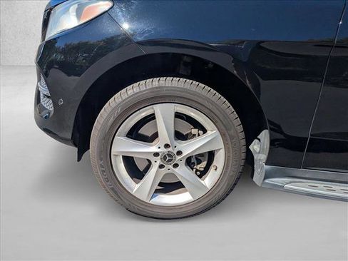 Used 2019 Mercedes-Benz GLE 400 4MATIC image 23