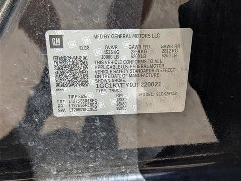 Used 2018 Chevrolet Silverado 2500 LT w/ Midnight Edition image 16