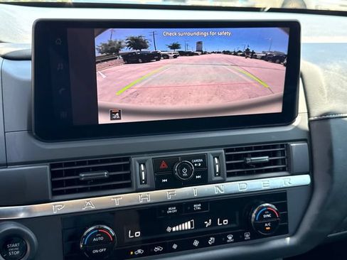 Used 2026 Nissan Pathfinder S AWD/4WD image 18