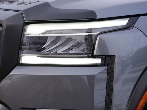 Certified 2024 Nissan Frontier PRO-4X w/ Pro Premium Package image 16