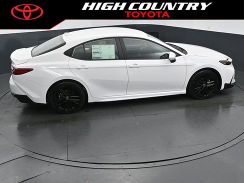 New 2026 Toyota Camry SE w/ Convenience Package image 30