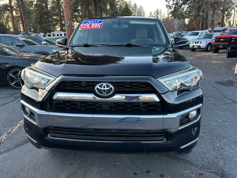 Used 2015 Toyota 4Runner SR5 image 7