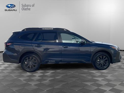 Certified 2025 Subaru Outback Onyx Edition XT image 12