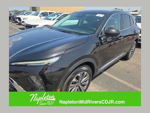 Used 2024 Buick Envision Preferred AWD/4WD image 1