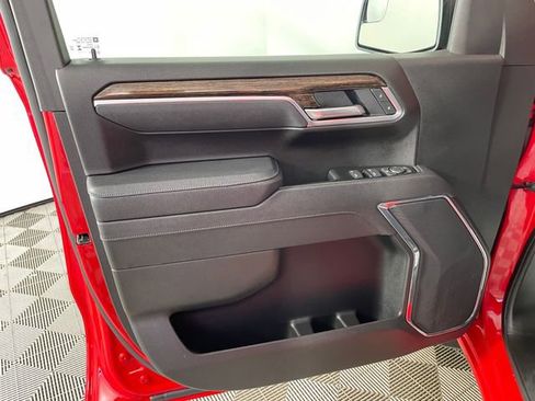 Certified 2025 GMC Sierra 1500 Elevation image 14