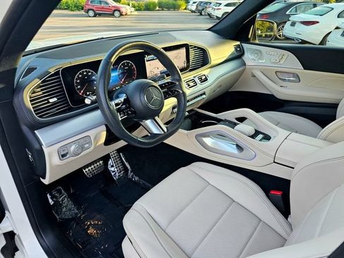 Certified 2024 Mercedes-Benz GLS 450 4MATIC image 15