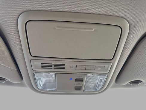 Used 2012 Honda Odyssey EX image 35