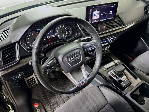 Used 2023 Audi SQ5 Premium w/ Convenience Package image 23