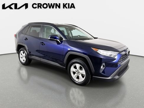 Used 2021 Toyota RAV4 XLE image 4