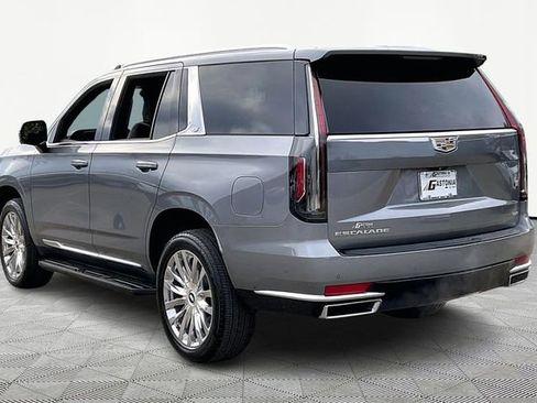Used 2021 Cadillac Escalade Premium Luxury w/ Driver Assist Tech Package image 4