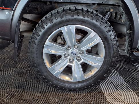 Used 2018 Ford F150 Platinum w/ Technology Package AWD/4WD image 8