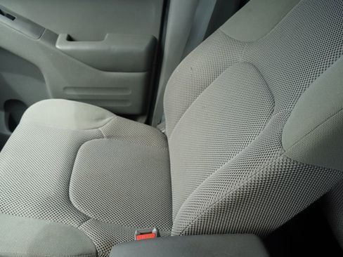 Used 2016 Nissan Frontier SV w/ SV Value Truck Package image 27