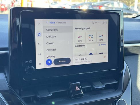 Used 2023 Toyota Corolla LE image 12