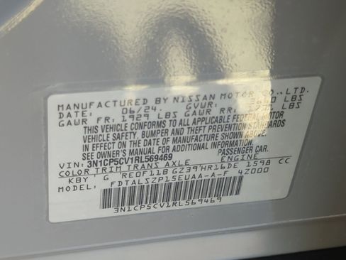 Used 2024 Nissan Kicks SV image 34