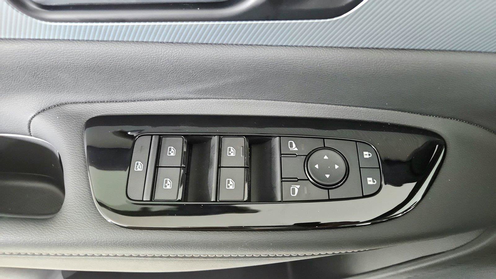 Certified 2026 Nissan Murano SL AWD/4WD image 17