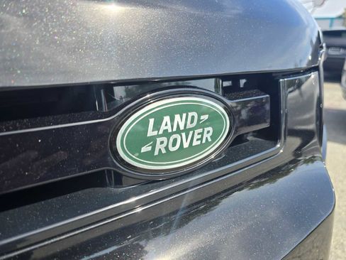 New 2025 Land Rover Defender 130 X image 9