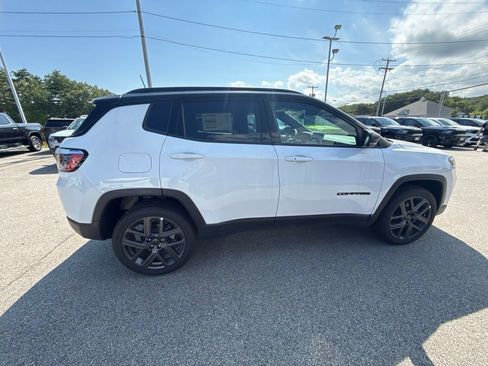 New 2026 Jeep Compass Limited AWD/4WD image 6