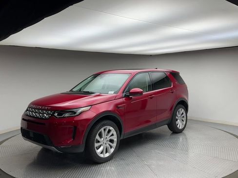 Used 2023 Land Rover Discovery Sport SE image 4