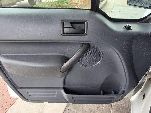 Used 2011 Ford Transit Connect XLT FWD image 9