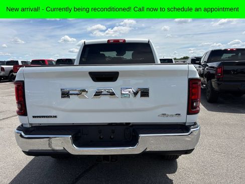 Used 2026 RAM 2500 Big Horn AWD/4WD image 4