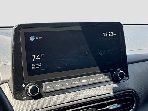 Used 2022 Hyundai Kona Limited image 15