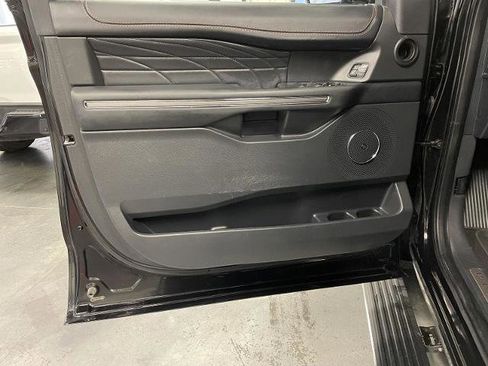 Certified 2023 Ford Expedition Platinum AWD/4WD image 16